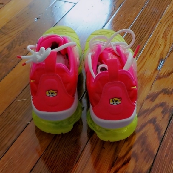 RARE NIKE Vapormax Plus Pink Volt Gradient Running Shoes Womens 10 - Picture 12 of 12